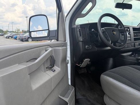 Used 2021 Chevrolet Express 2500 w/ Driver Convenience Package RWD image 30