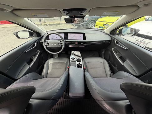 Used 2024 Kia EV6 Light AWD/4WD image 22