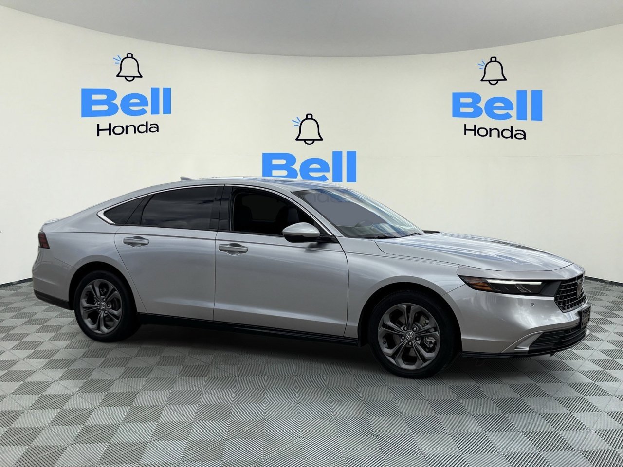 Certified 2025 Honda Accord EX-L image 6