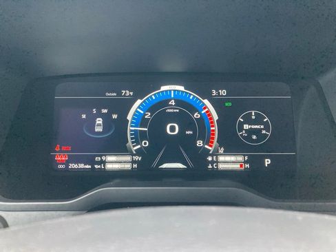 Certified 2025 Toyota Tundra Limited AWD/4WD image 15
