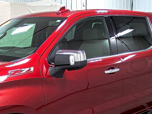 Certified 2022 Chevrolet Silverado 1500 LTZ image 8