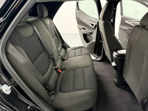 Used 2023 Chevrolet Bolt EUV LT image 14