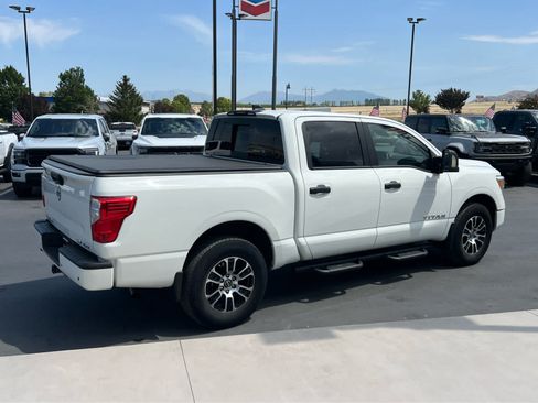 Used 2024 Nissan Titan SV w/ Accessory Utility Package AWD/4WD image 7