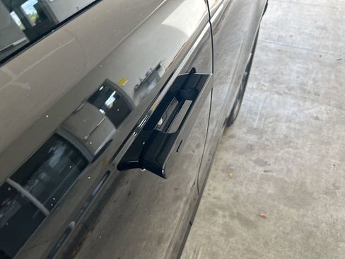 Used 2024 Land Rover Range Rover Sport Dynamic SE image 14