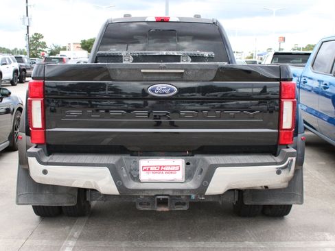 Used 2021 Ford F450 Lariat w/ Lariat Ultimate Package AWD/4WD image 8
