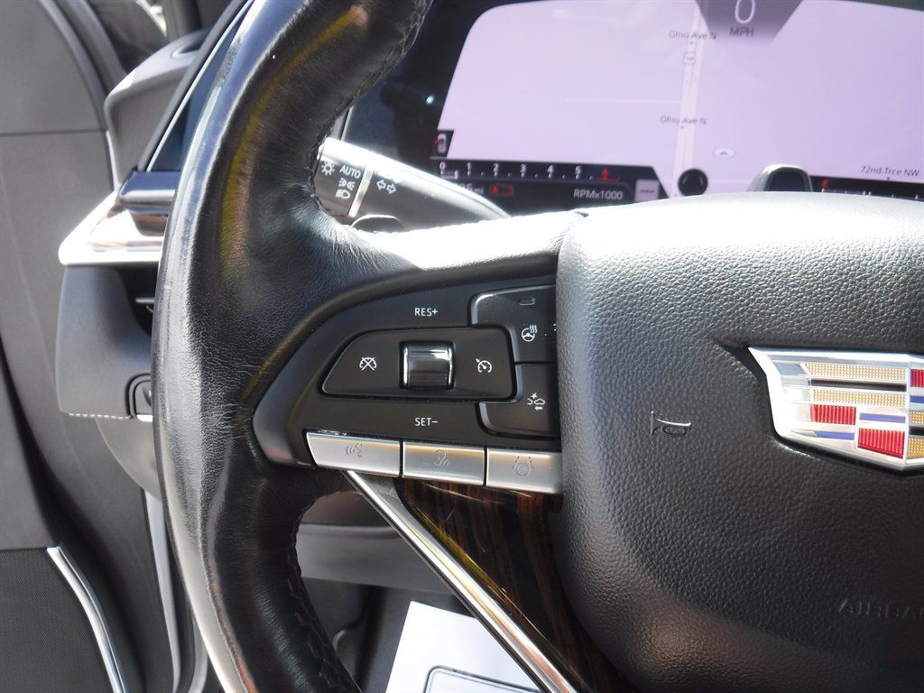 Used 2023 Cadillac Escalade ESV Premium Luxury RWD image 27