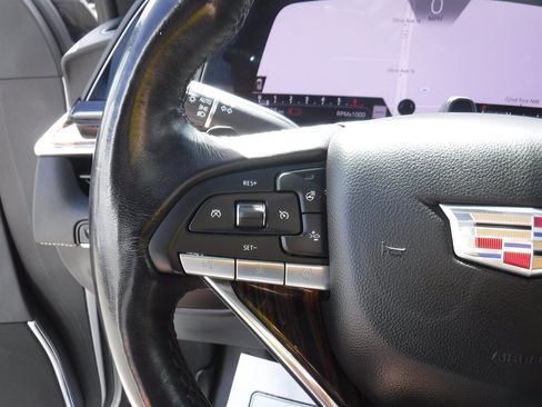 Used 2023 Cadillac Escalade ESV Premium Luxury image 27