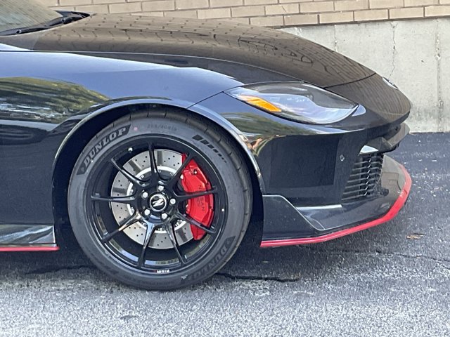 New 2027 Nissan Z NISMO w/ Essentials Package (NISMO) RWD image 3