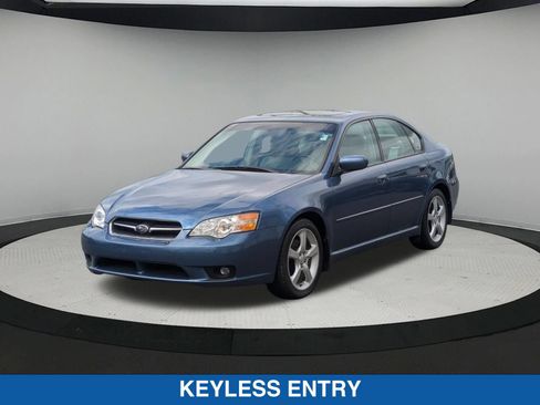 Used 2007 Subaru Legacy 2.5i Limited AWD/4WD image 8