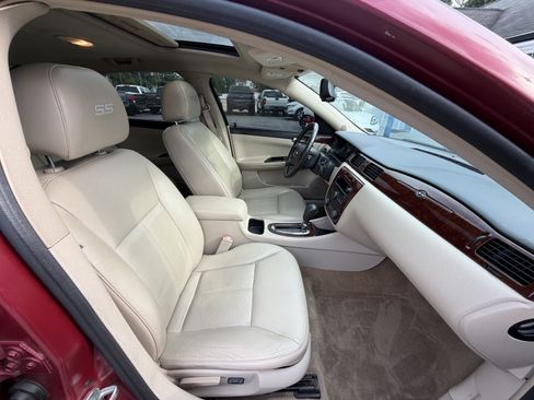 Used 2006 Chevrolet Impala SS FWD image 18