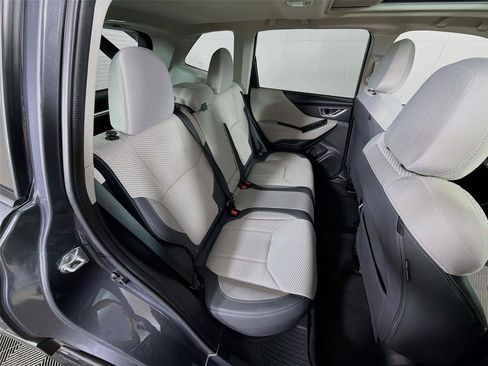 Used 2023 Subaru Forester Premium AWD/4WD image 27