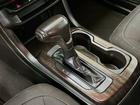 Used 2019 GMC Canyon SLE w/ SLE Convenience Package image 25