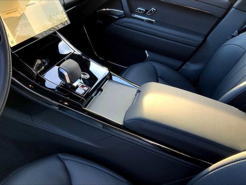 New 2025 Land Rover Range Rover Sport Dynamic SE image 10