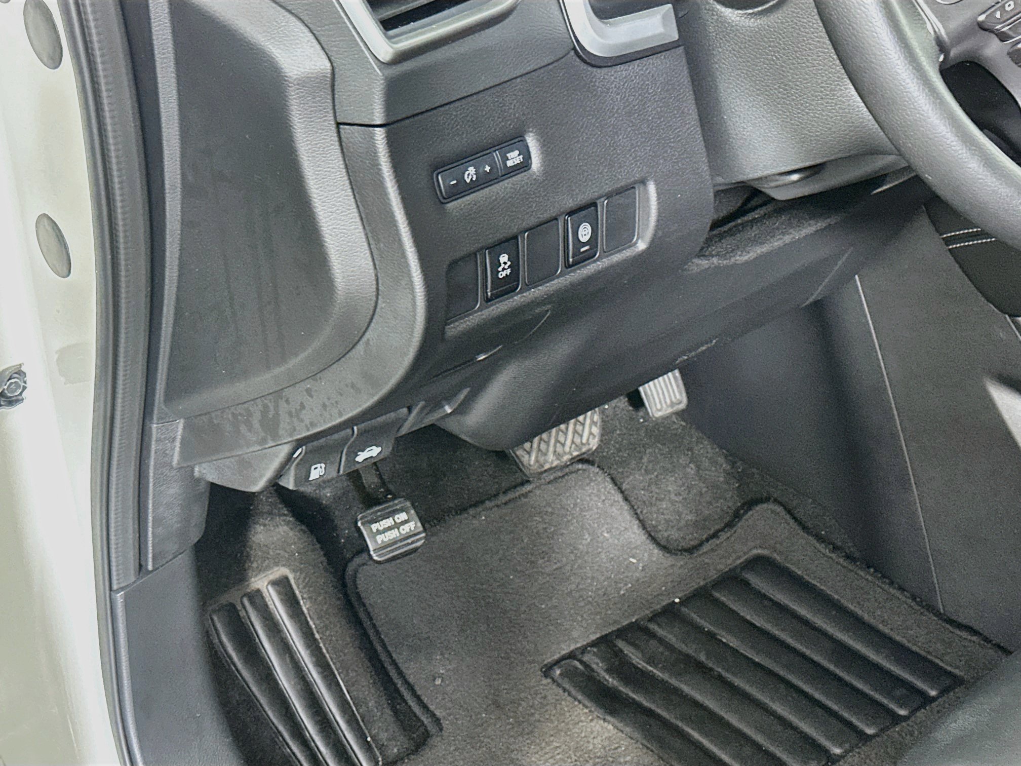 Used 2023 Nissan Murano SV FWD image 17