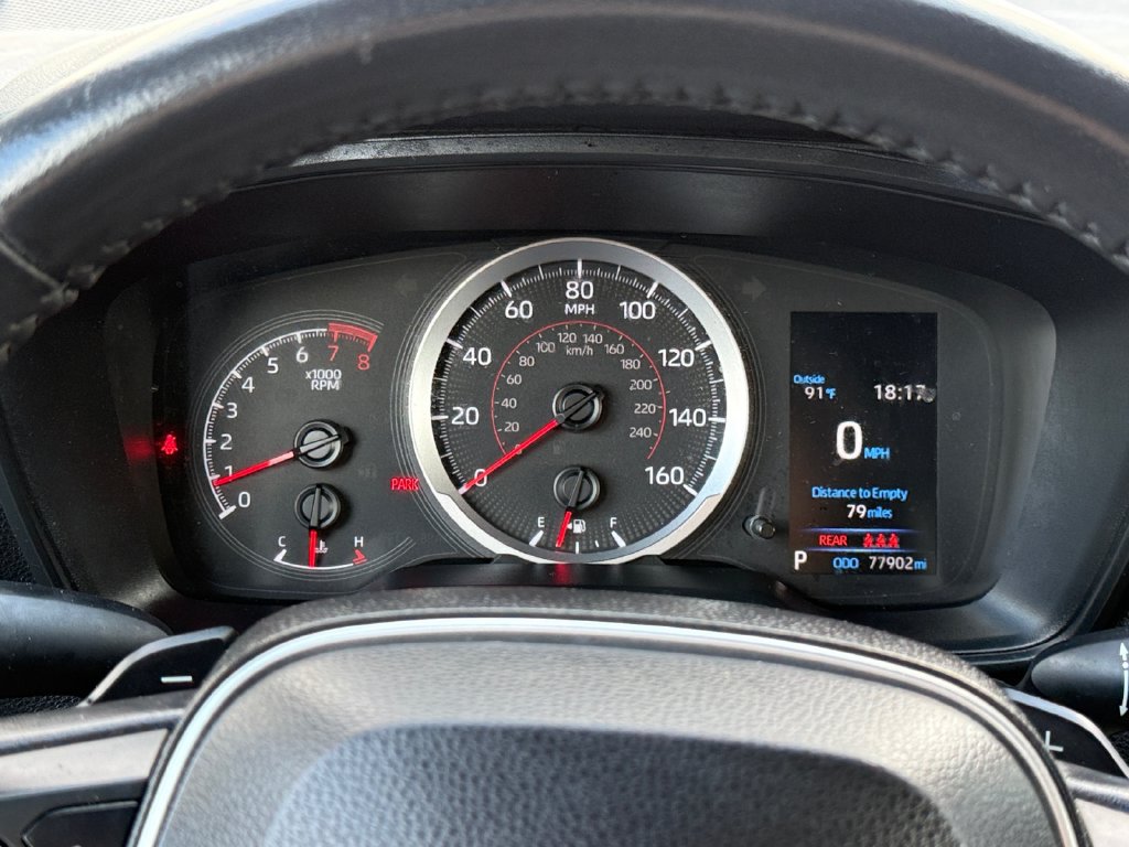 Used 2022 Toyota Corolla SE FWD image 30
