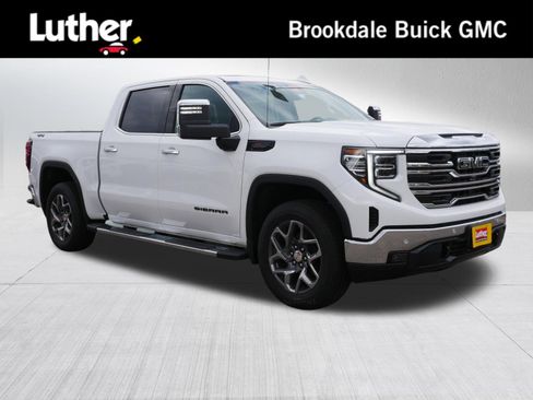 New 2026 GMC Sierra 1500 SLT w/ SLT Premium Plus Package AWD/4WD image 1