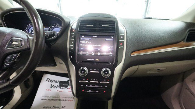 Used 2019 Lincoln MKC Select w/ Select Plus Package AWD/4WD image 12
