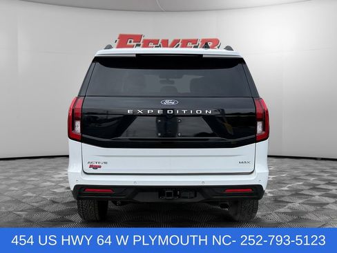 Used 2025 Ford Expedition Max Active AWD/4WD image 4