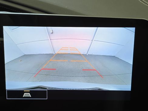 Used 2022 Chevrolet Corvette Stingray Coupe w/ 1LT image 18