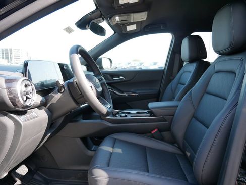 New 2026 Chevrolet Equinox LT w/ Convenience Package II AWD/4WD image 14