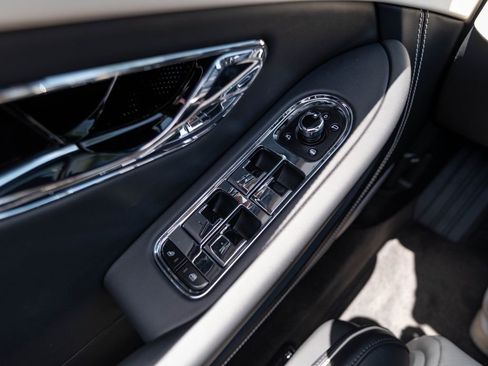 New 2026 Bentley Continental GTC AWD/4WD image 14