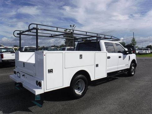 Used 2022 Ford F350 XL w/ Power Equipment Group AWD/4WD image 2
