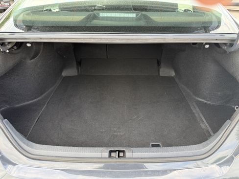 Used 2025 Toyota Camry LE image 29