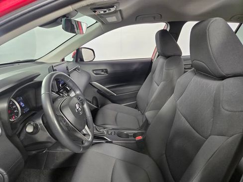 Used 2022 Toyota Corolla Cross LE FWD image 14