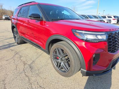 Used 2025 Ford Explorer ST-Line w/ Premium Package