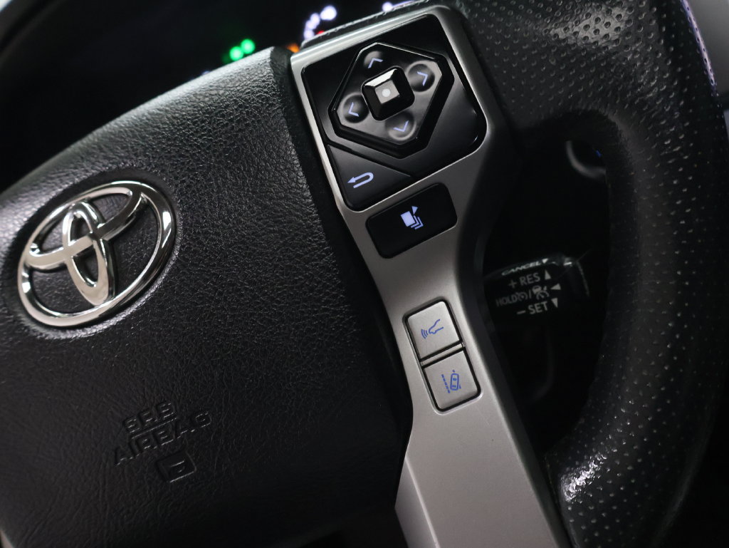 Used 2021 Toyota 4Runner SR5 Premium w/ Moonroof Package RWD image 20