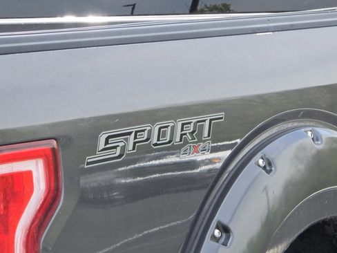 Used 2016 Ford F150 XLT w/ Equipment Group 302A Luxury image 5