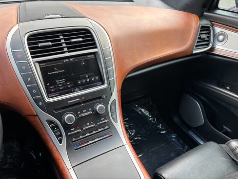 Used 2016 Lincoln MKX Black Label w/ Technology Package image 21