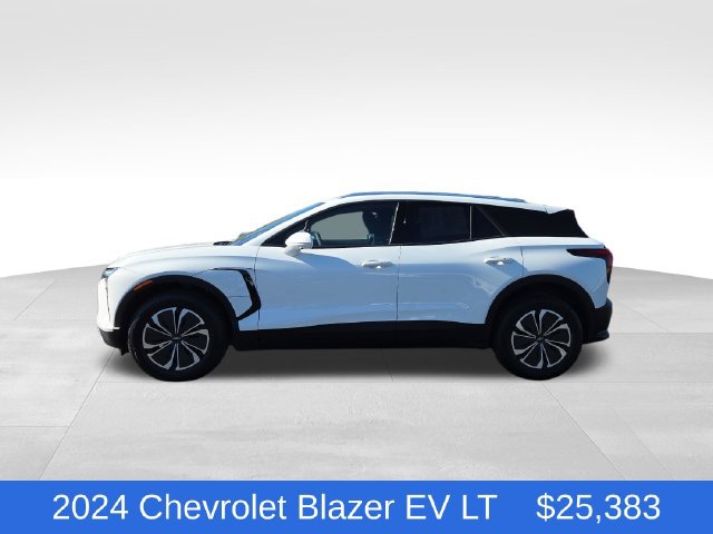 Certified 2024 Chevrolet Blazer EV LT AWD/4WD image 2