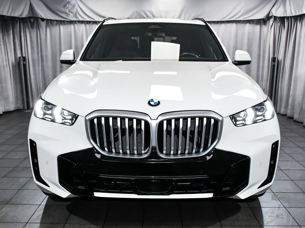 Used 2026 BMW X5 xDrive40i AWD/4WD image 2