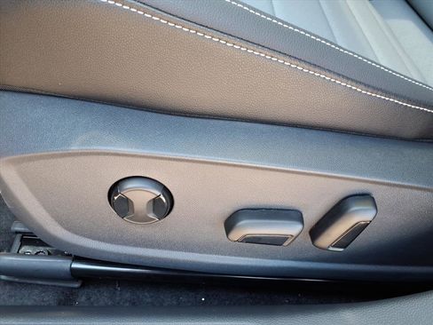 New 2026 Volkswagen Jetta SE image 11