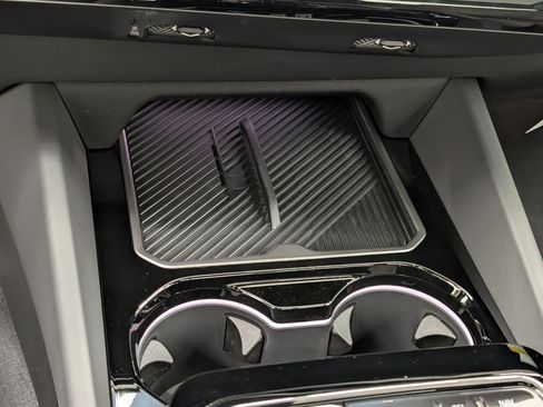 New 2026 BMW 530i w/ Premium Package RWD image 23