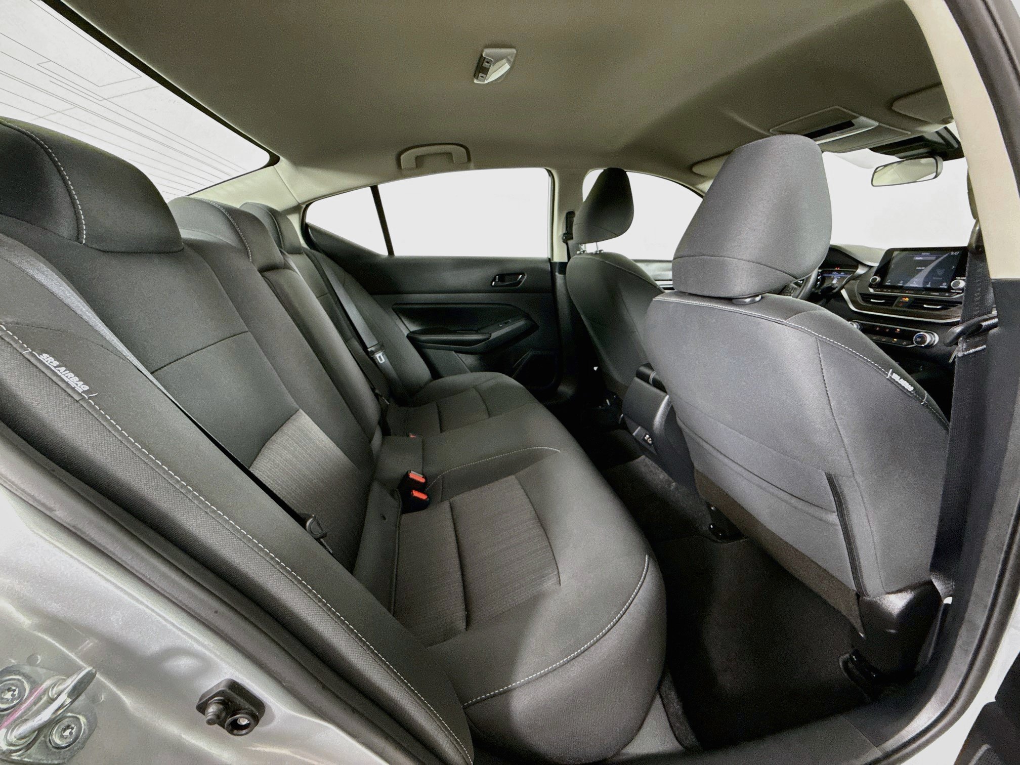 Used 2025 Nissan Altima 2.5 SV AWD/4WD image 29