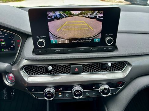 New 2025 Acura Integra image 16