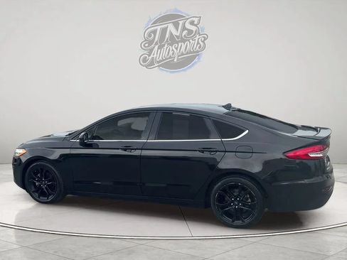 Used 2020 Ford Fusion SE w/ Equipment Group 151A FWD image 5