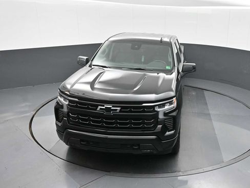 Used 2023 Chevrolet Silverado 1500 RST AWD/4WD image 17