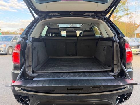 Used 2011 BMW X5 xDrive35i image 6