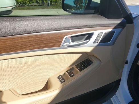 Used 2020 Genesis G80 3.8 image 23