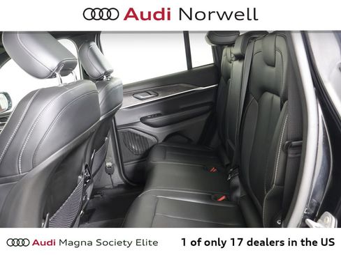 Used 2025 Jeep Grand Cherokee Limited AWD/4WD image 21