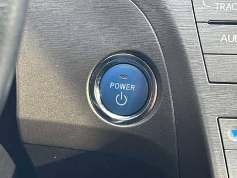 Used 2012 Toyota Prius Five image 22