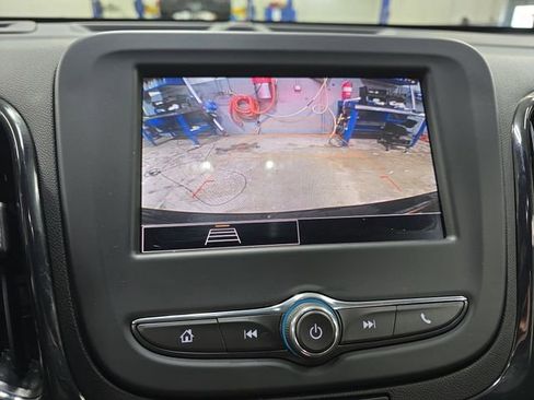 Used 2023 Chevrolet Equinox RS image 25