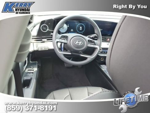 New 2026 Hyundai Elantra Limited FWD image 9