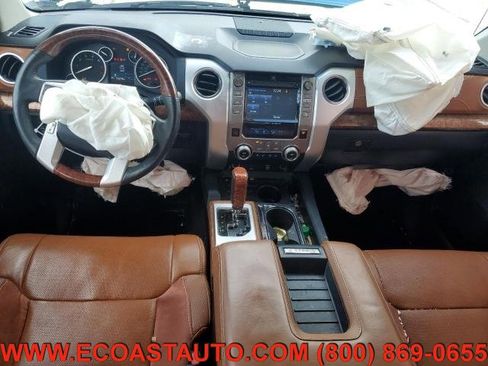 Used 2017 Toyota Tundra Platinum image 9