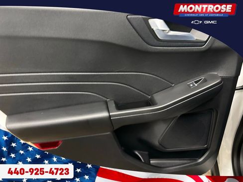 Used 2022 Ford Escape SEL w/ Technology Package image 21