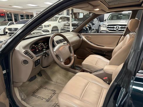 Used 1995 Lexus ES 330 FWD image 10