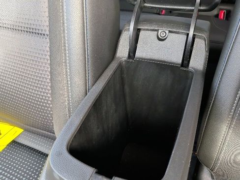 Certified 2025 Chevrolet Trax LT w/ LT Convenience Package image 19